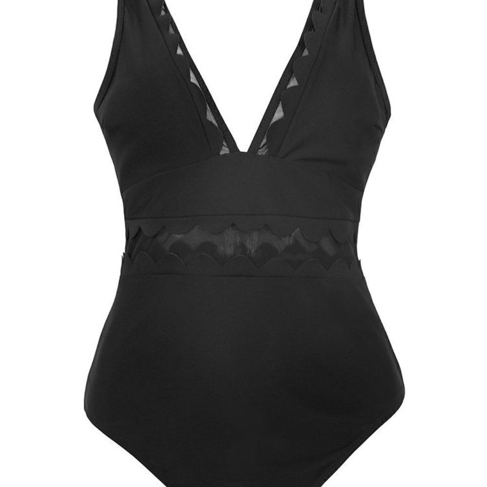 Solid black V neck , with scallops one piece size small- cupshe - Picture 2 of 4